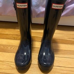 Original Big Kids Gloss Rain Boots Size 2 in Navy
